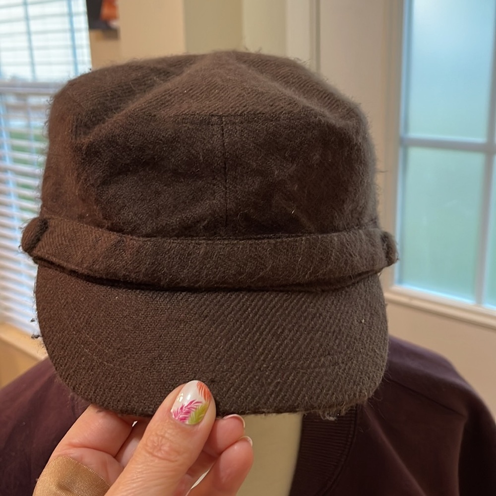 Angela & William Hat